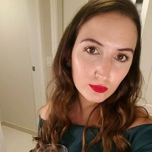 Meet your Posher, Samantha